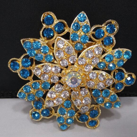 Gold Tone Flower Brooch Pendant Blue Clear Rhinestones Aurora Borealis Center - Picture 2 of 8